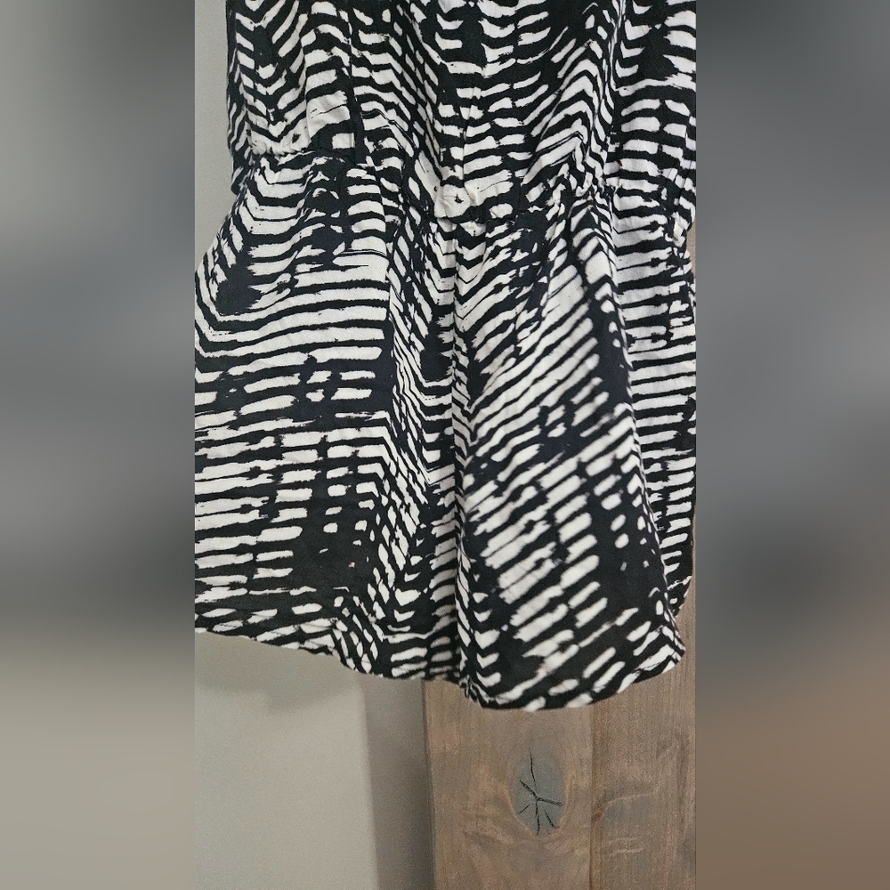 DOLCE VITA Ikat Romper Cover-Up Lattice Back. Black/white. Size Small NWT - Picture 11 of 14